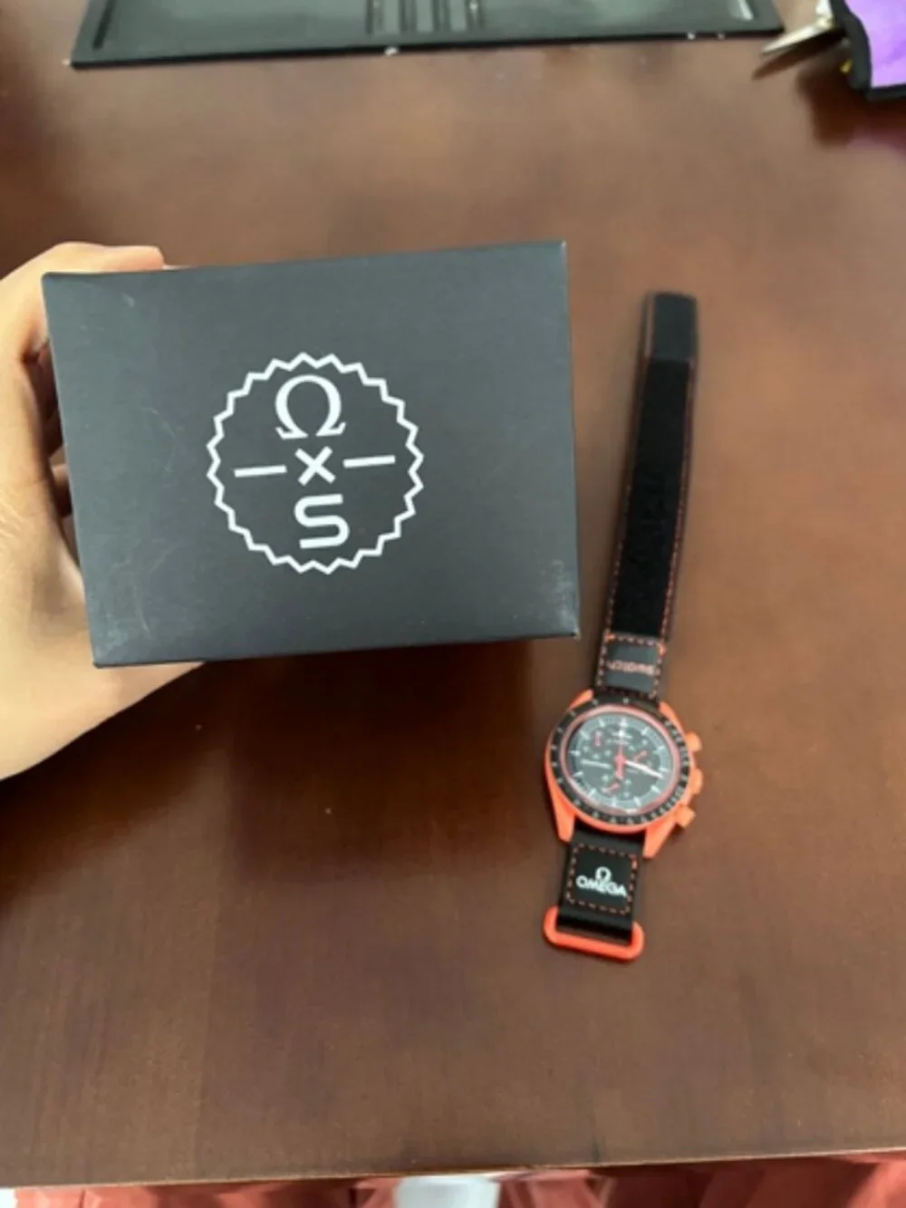 💛OMEGA💛 Earth Volcano Battery Watch